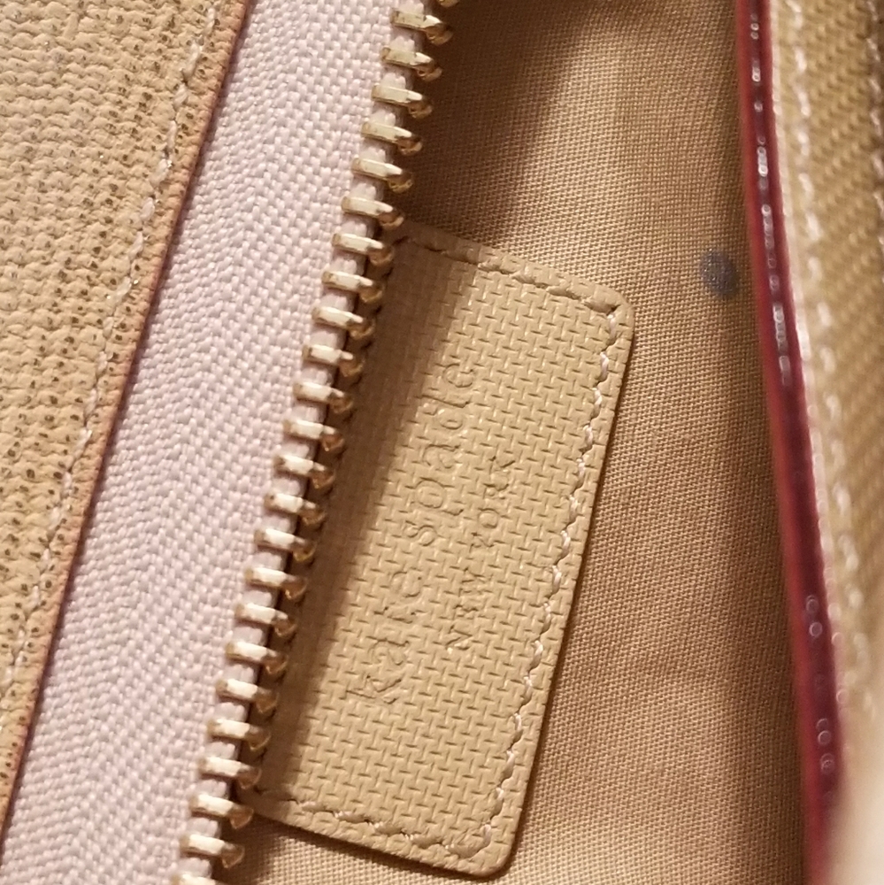 Wallet - Picture 5 of 7